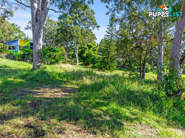 100 Wahine Drive RUSSELL ISLAND QLD 4184