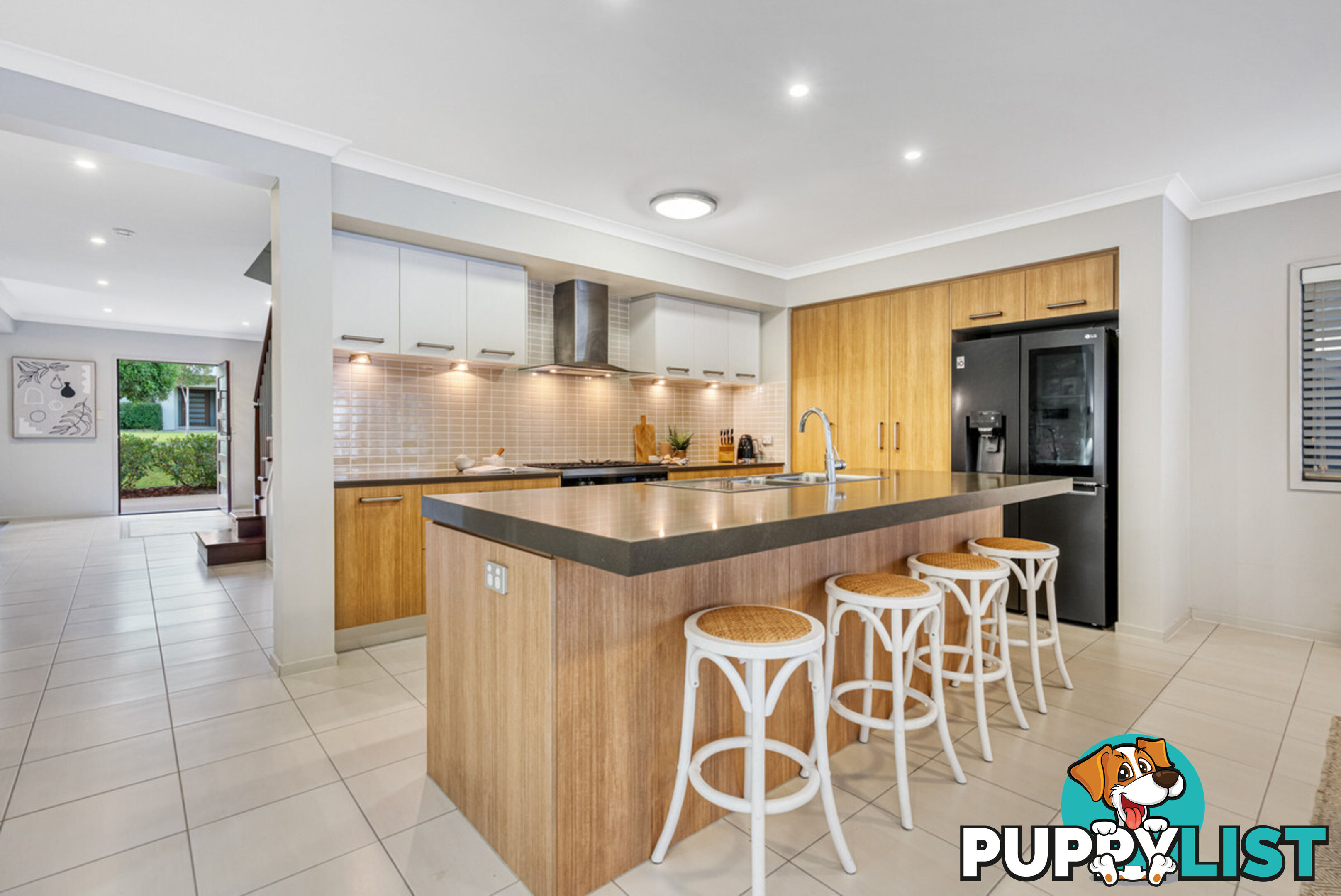 16 Springbrook Place MOGGILL QLD 4070