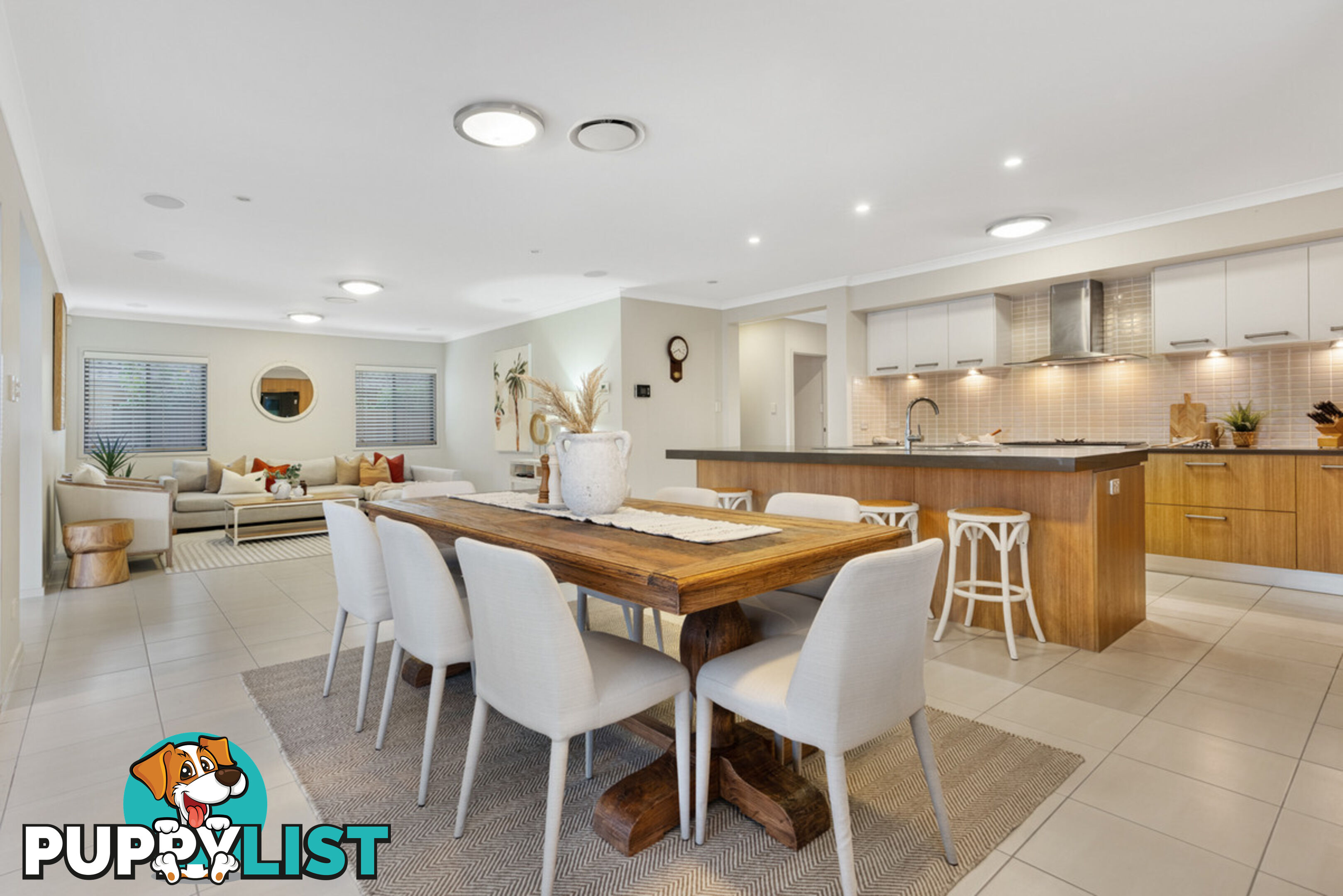 16 Springbrook Place MOGGILL QLD 4070