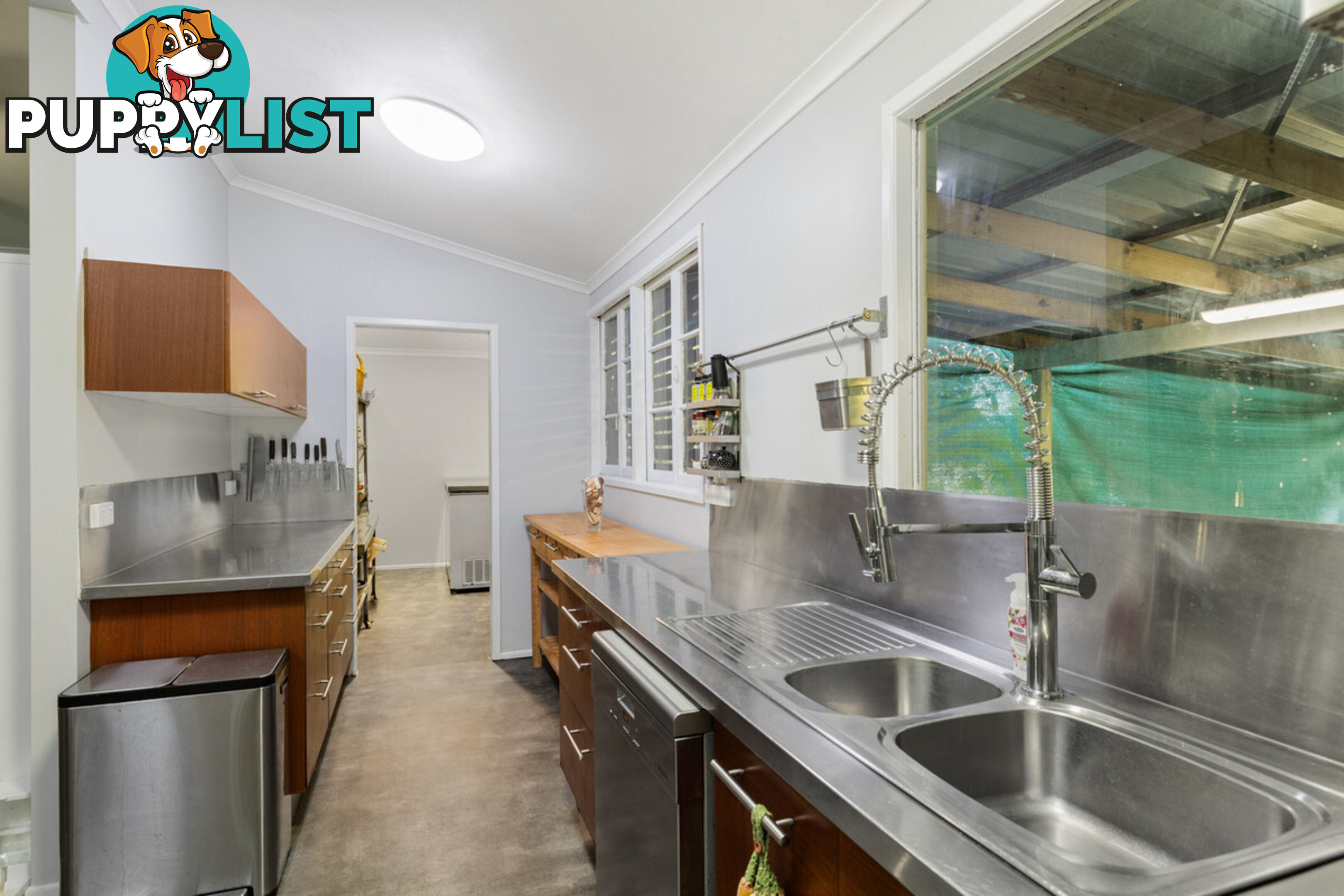 10 Welsby Street DUNWICH QLD 4183