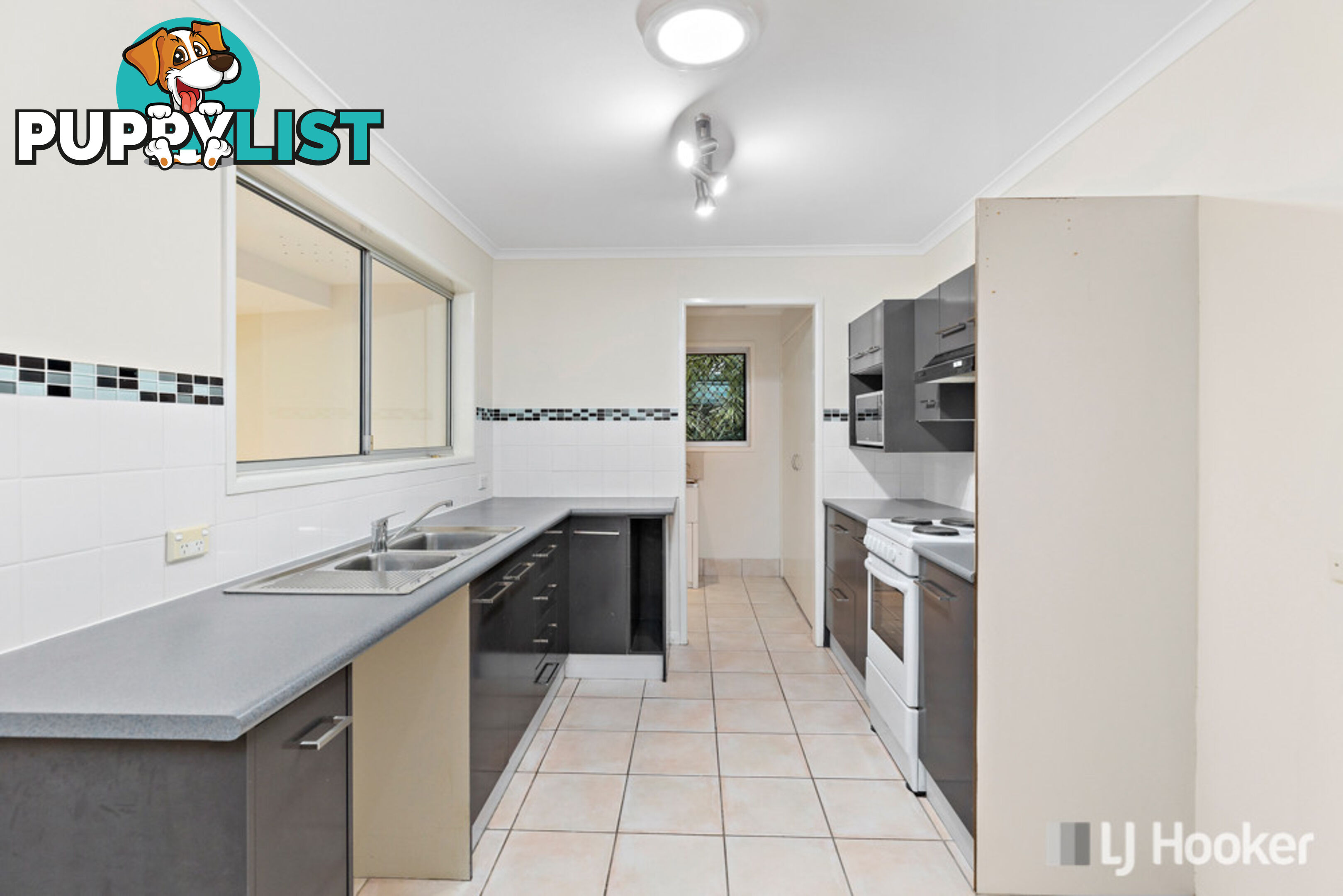 11 Buenavista Avenue THORNLANDS QLD 4164