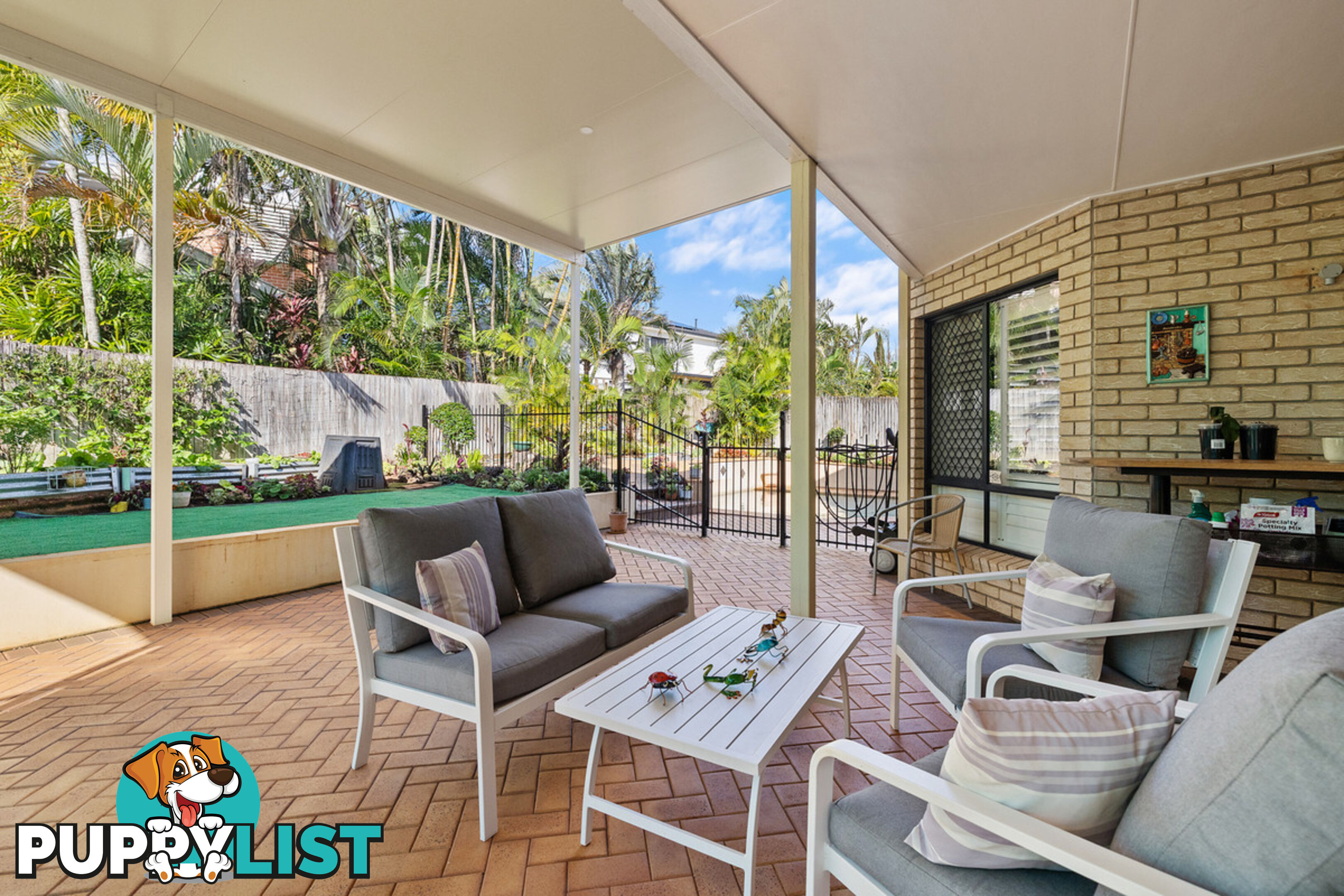 22 Cliftonville Place REDLAND BAY QLD 4165