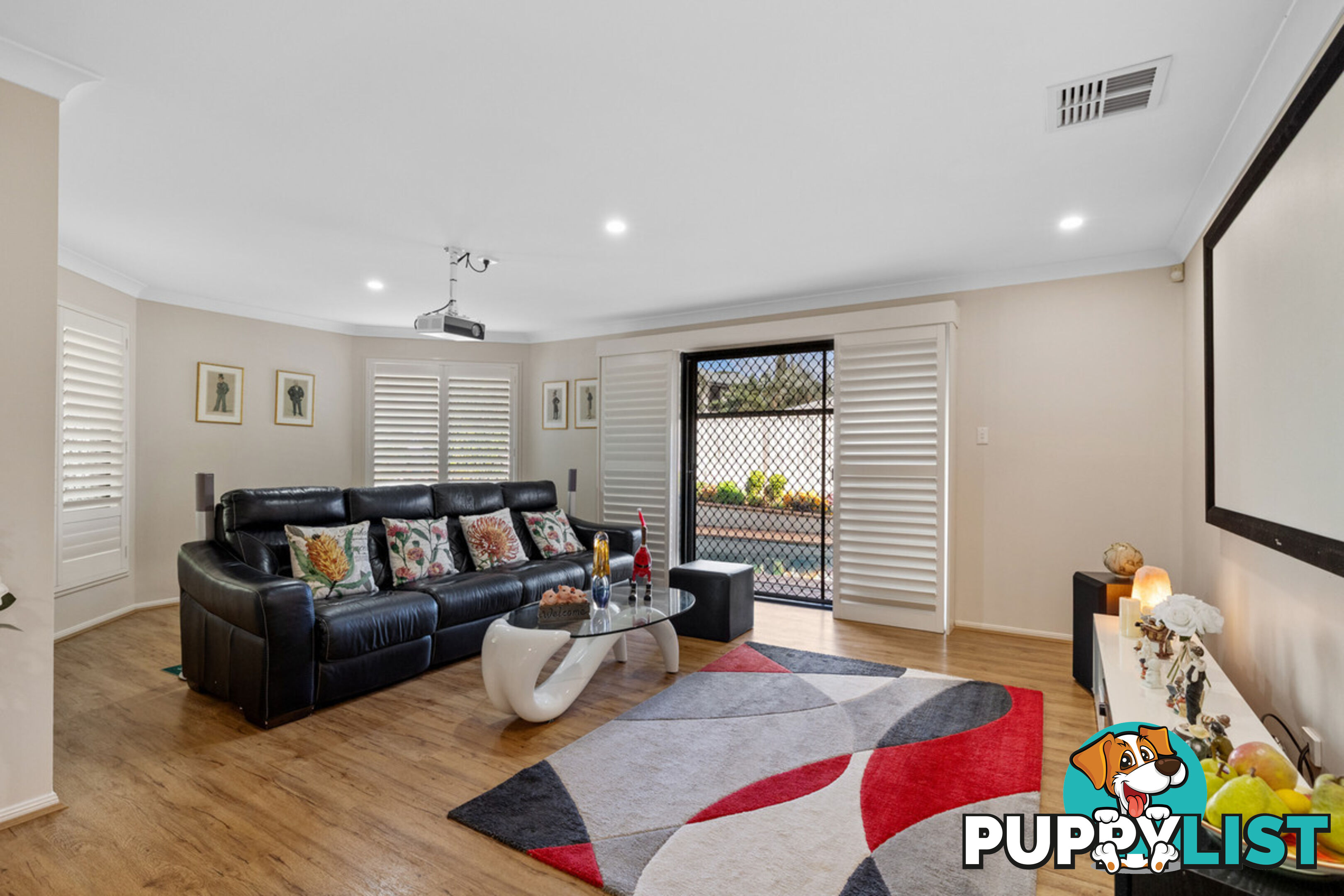 22 Cliftonville Place REDLAND BAY QLD 4165
