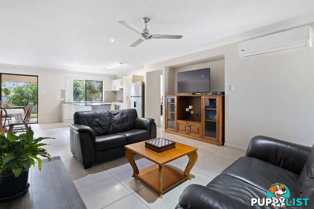 15a Beenwerrin Crescent CAPALABA QLD 4157