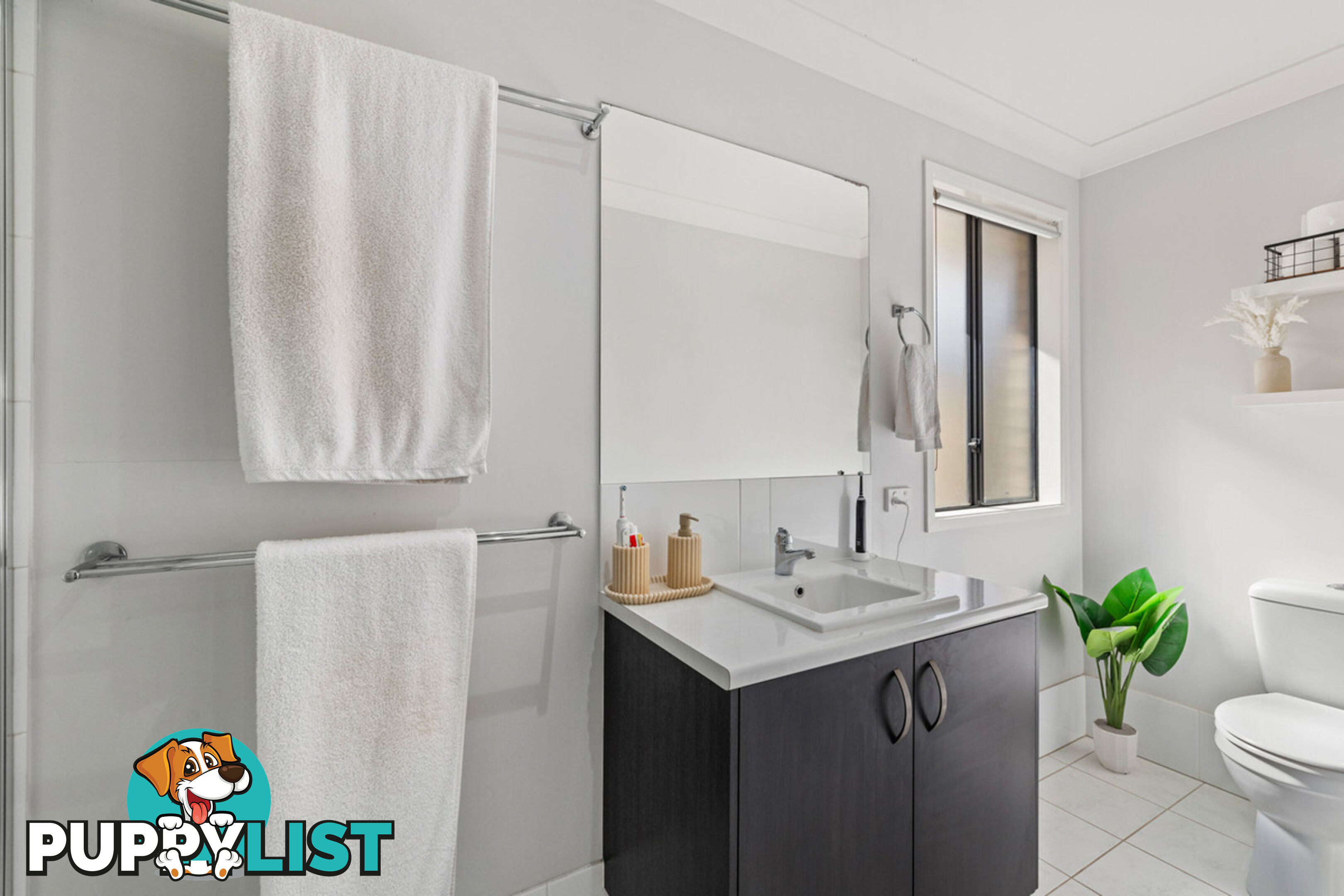 11 Swansea Circuit REDLAND BAY QLD 4165