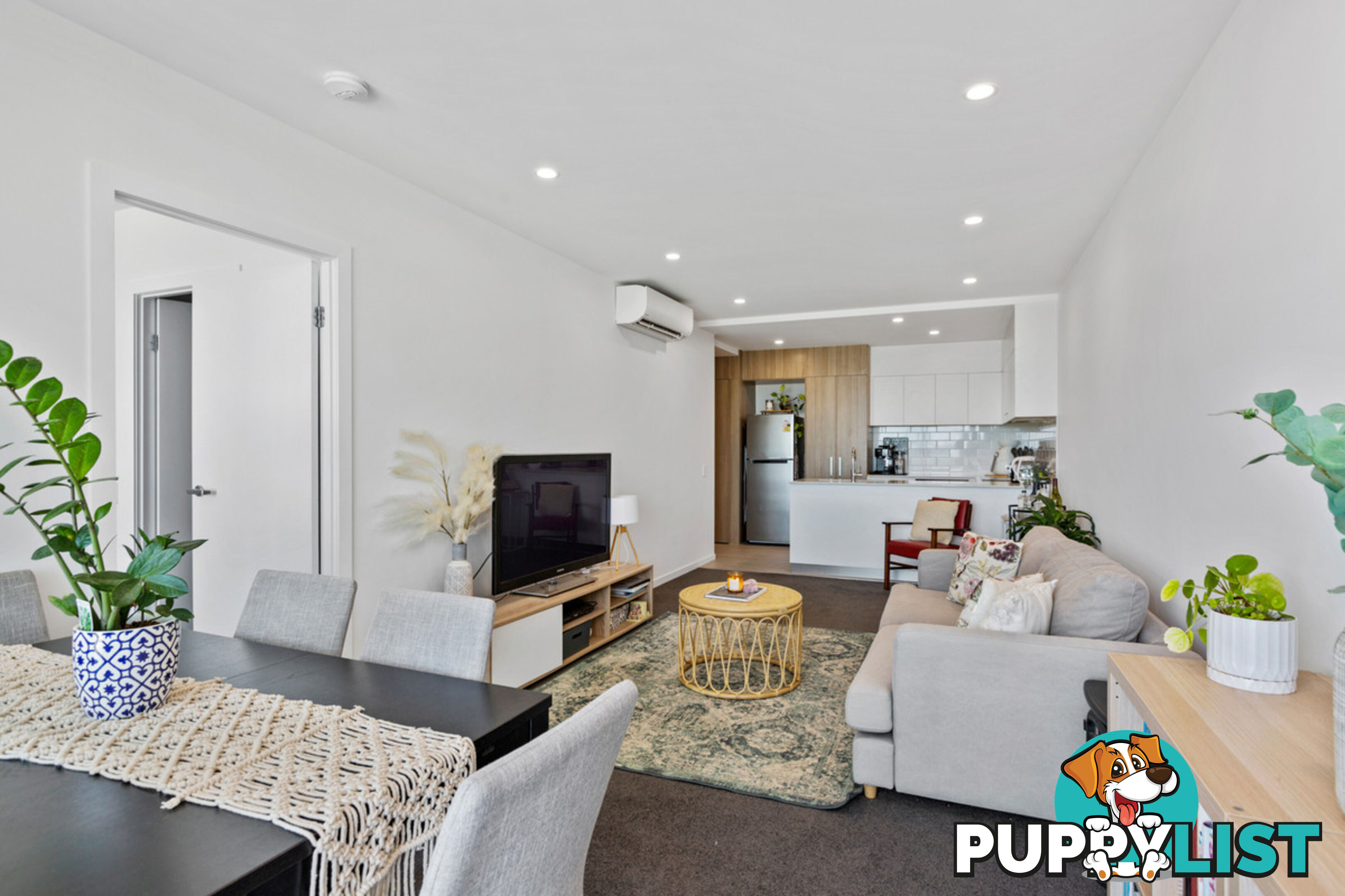 1304/90 Berrima Street WYNNUM QLD 4178