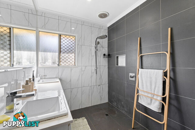 11 Quentin Street CAPALABA QLD 4157