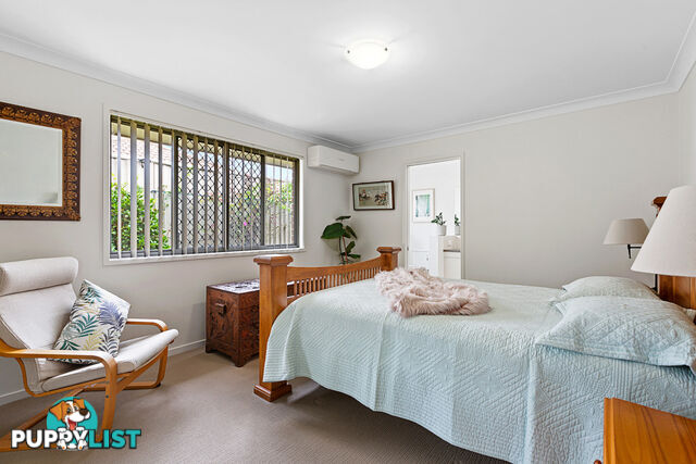 8 Willis Close REDLAND BAY QLD 4165