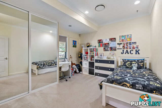 11 Callum Court THORNLANDS QLD 4164