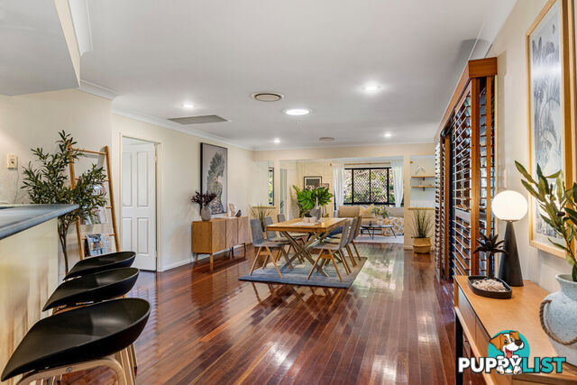 1 Wagan Place WELLINGTON POINT QLD 4160