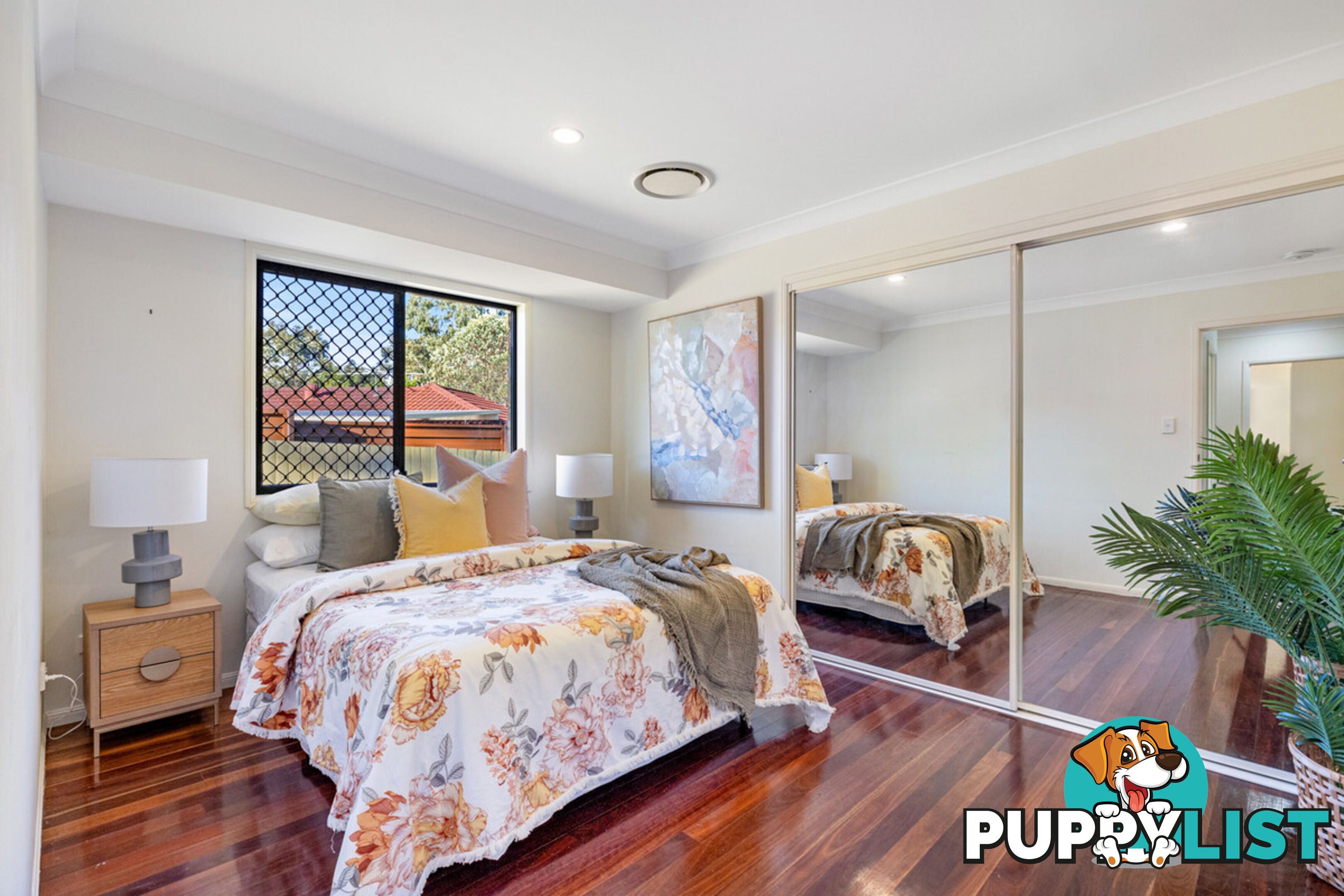 1 Wagan Place WELLINGTON POINT QLD 4160