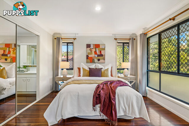 1 Wagan Place WELLINGTON POINT QLD 4160