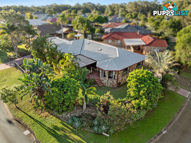 1 Wagan Place WELLINGTON POINT QLD 4160