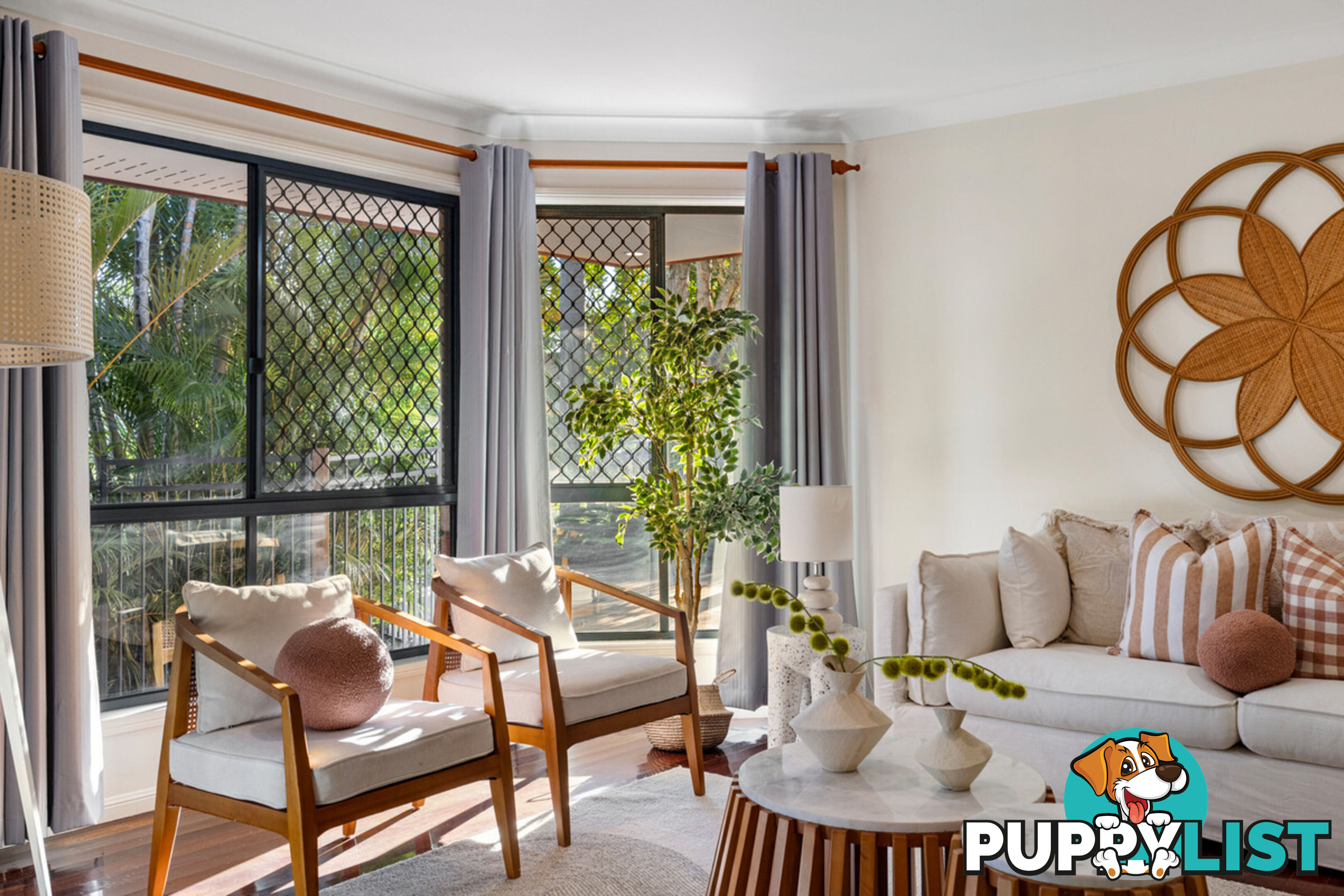 1 Wagan Place WELLINGTON POINT QLD 4160