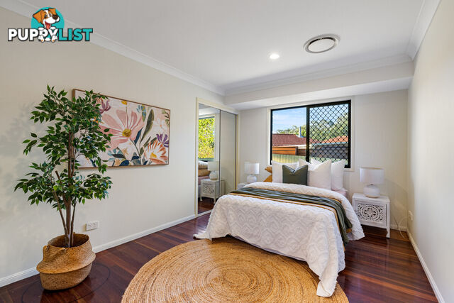 1 Wagan Place WELLINGTON POINT QLD 4160