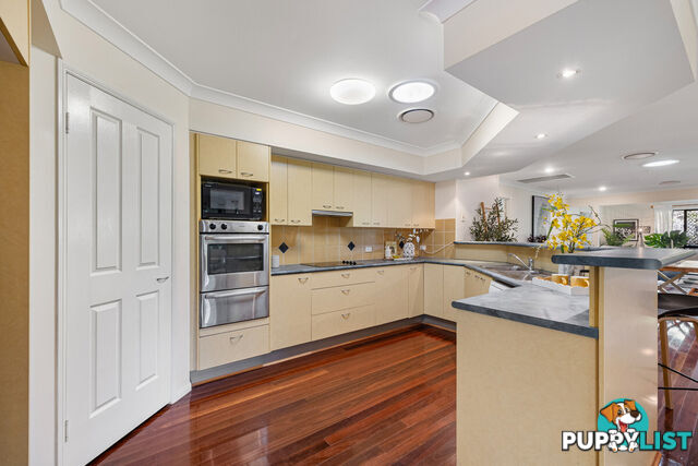 1 Wagan Place WELLINGTON POINT QLD 4160