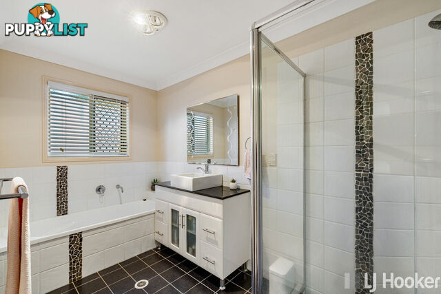2 Wamsley Close REDLAND BAY QLD 4165