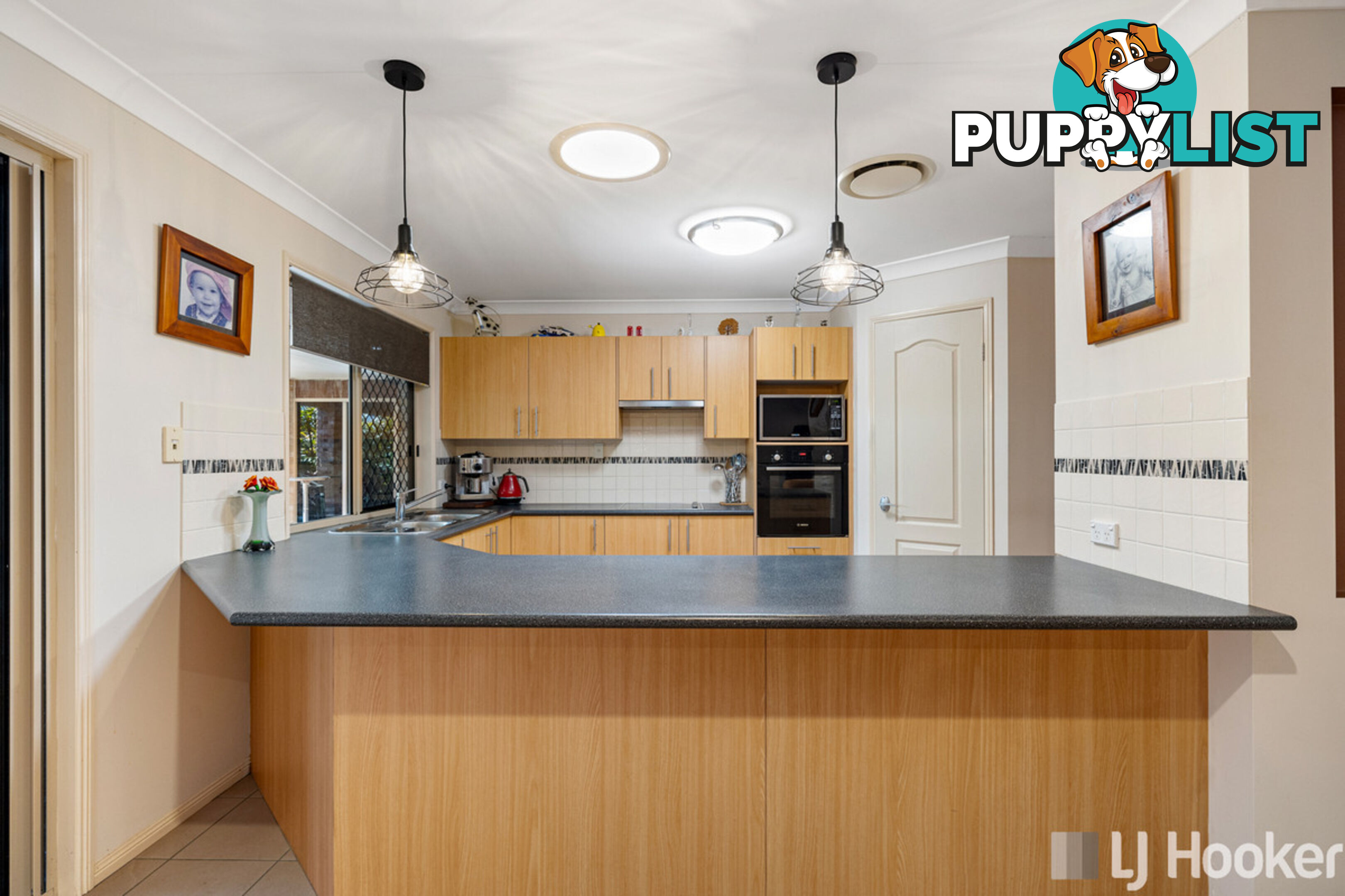 2 Wamsley Close REDLAND BAY QLD 4165