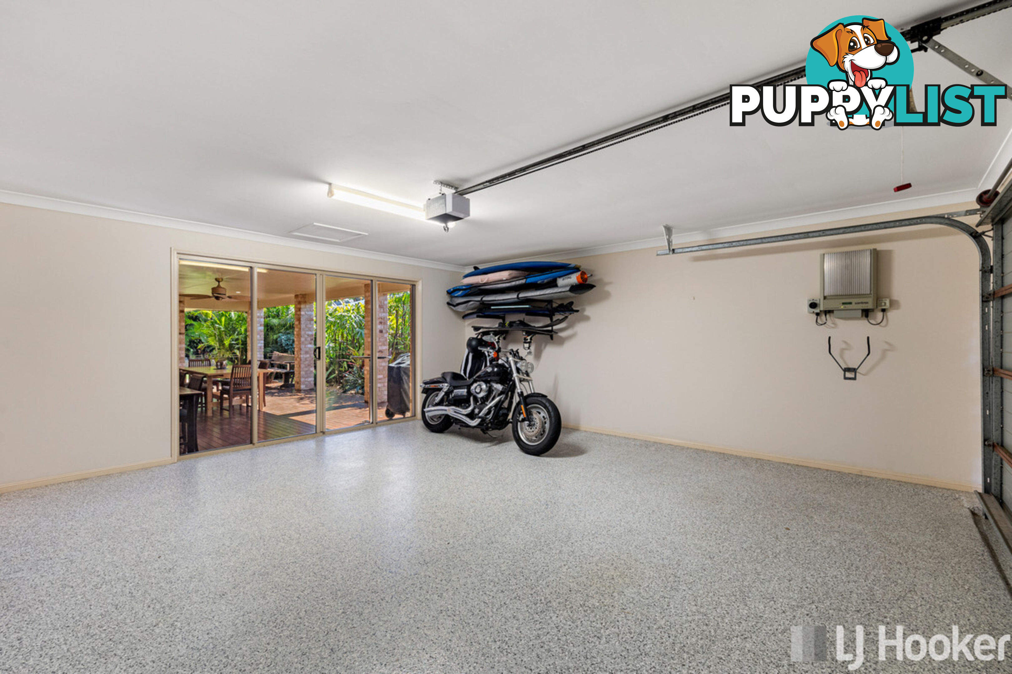 2 Wamsley Close REDLAND BAY QLD 4165