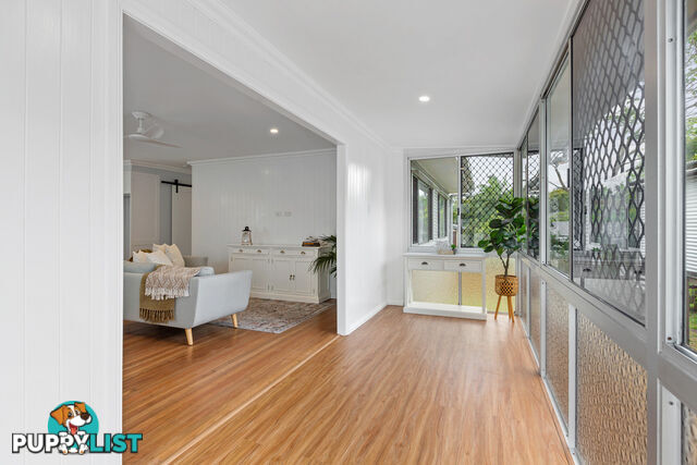 145 Creek Road MOUNT GRAVATT EAST QLD 4122