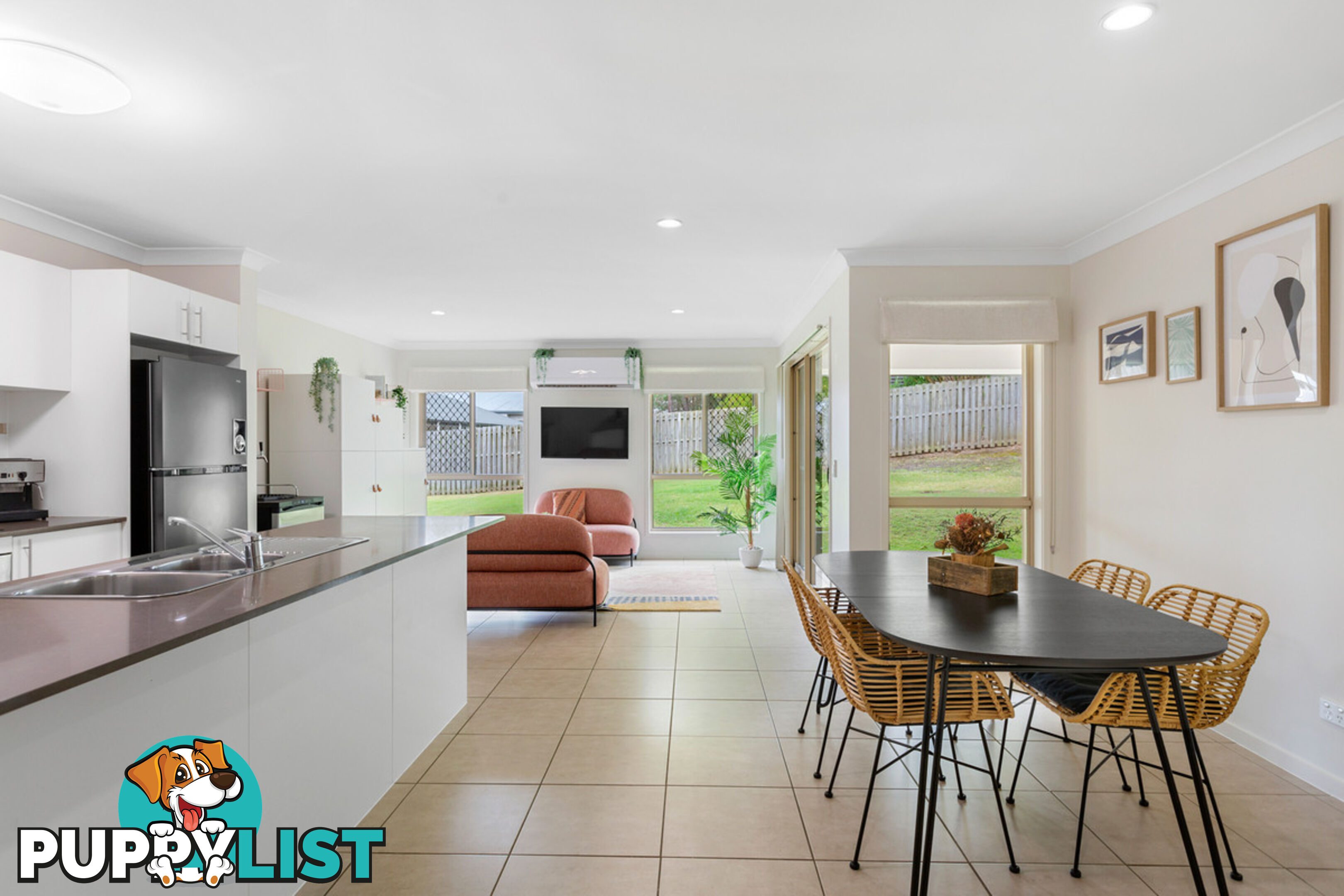 35 Sugargum Avenue MOUNT COTTON QLD 4165