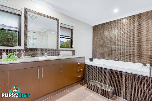 16 Rowallan Close WESTLAKE QLD 4074