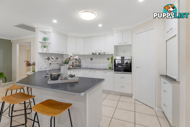 24 Whepstead Avenue WELLINGTON POINT QLD 4160