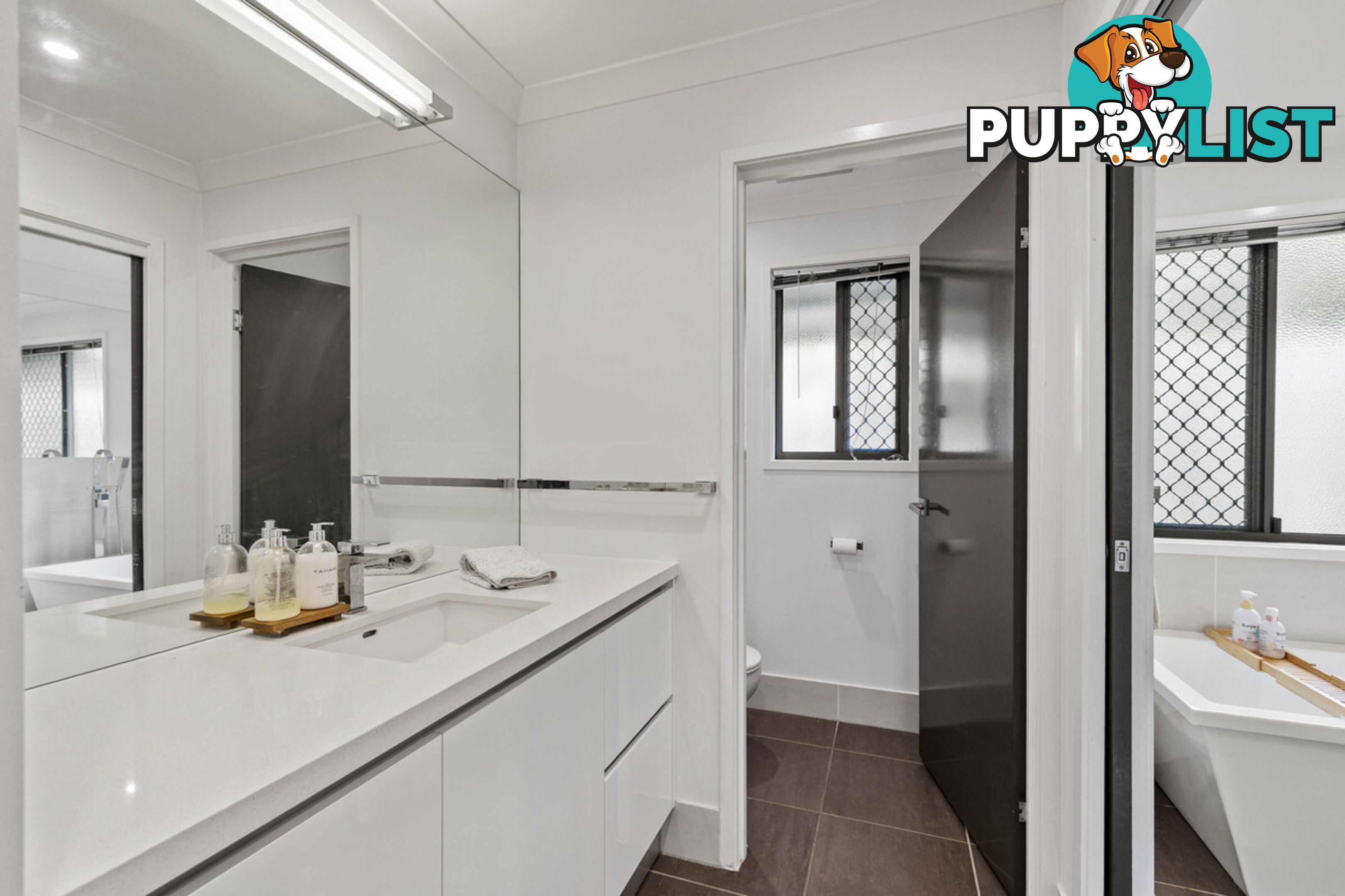 18 Settlers Circuit MOUNT COTTON QLD 4165