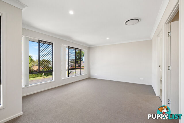 104A Point O'Halloran Road VICTORIA POINT QLD 4165