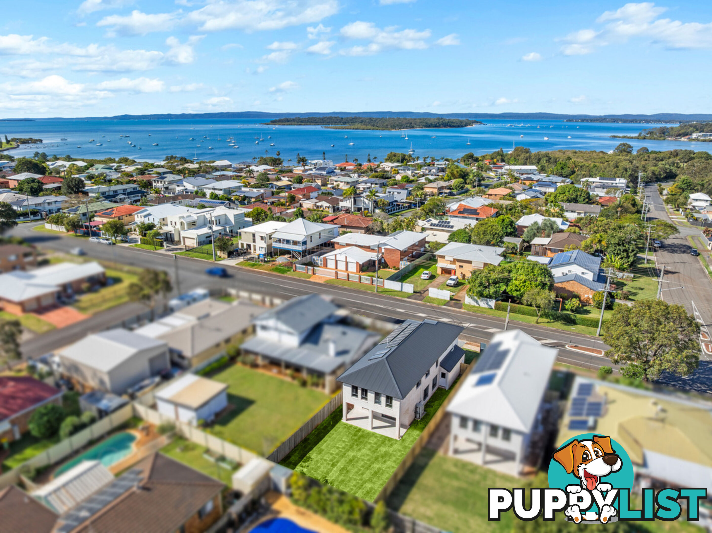 104A Point O'Halloran Road VICTORIA POINT QLD 4165