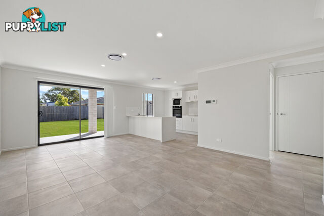 104A Point O'Halloran Road VICTORIA POINT QLD 4165