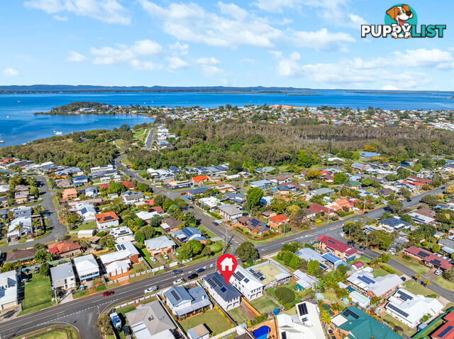 104A Point O'Halloran Road VICTORIA POINT QLD 4165
