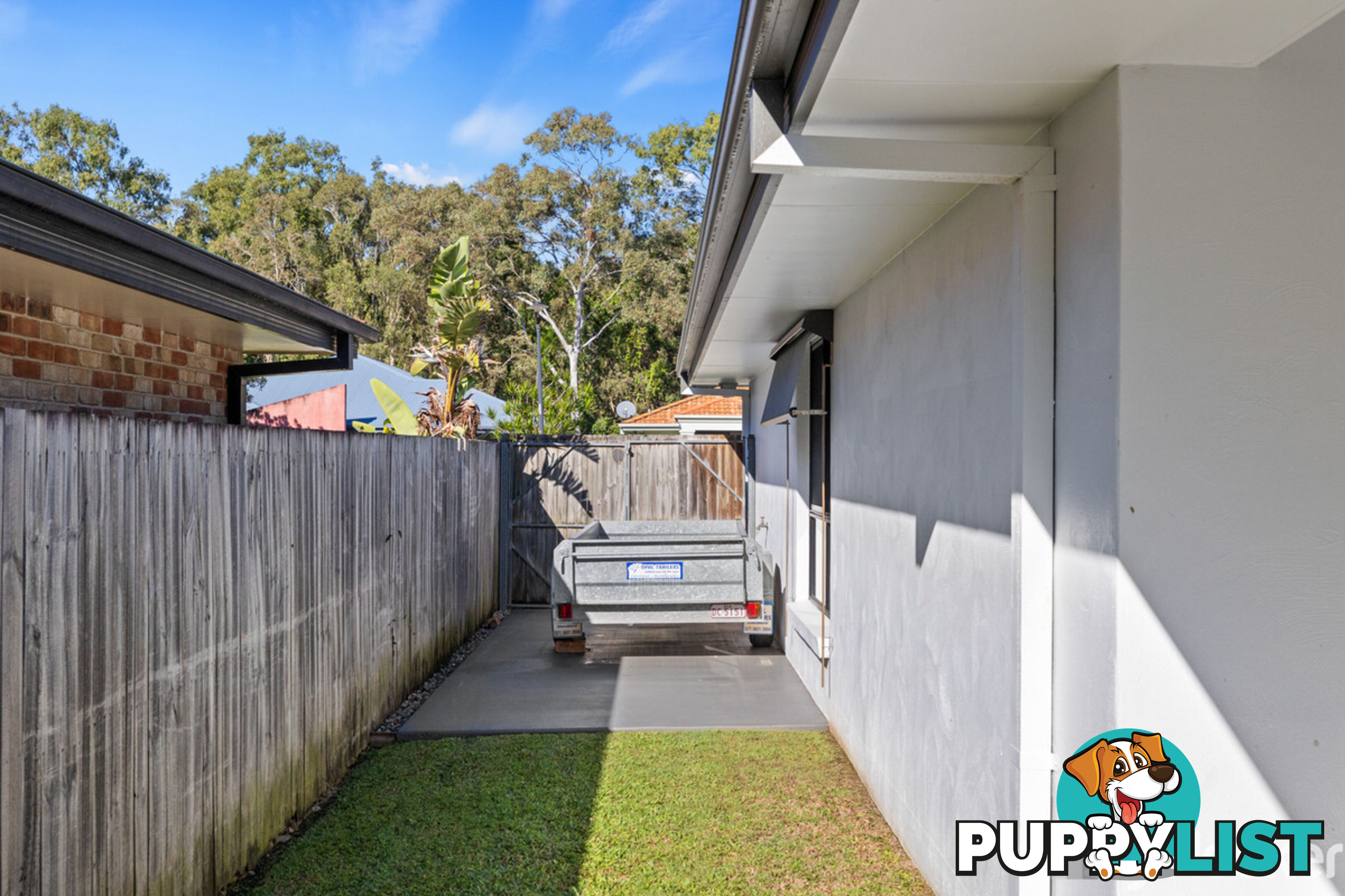 9 River Gum Close THORNLANDS QLD 4164