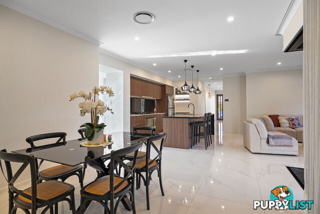 70 Bayswood Circuit REDLAND BAY QLD 4165