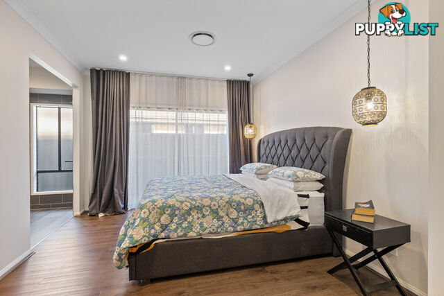 70 Bayswood Circuit REDLAND BAY QLD 4165