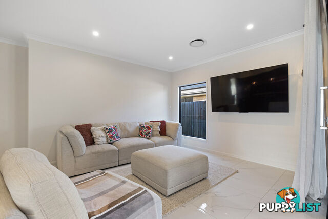 70 Bayswood Circuit REDLAND BAY QLD 4165