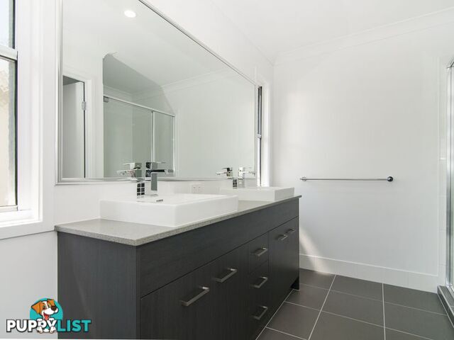 22A South Street THORNLANDS QLD 4164