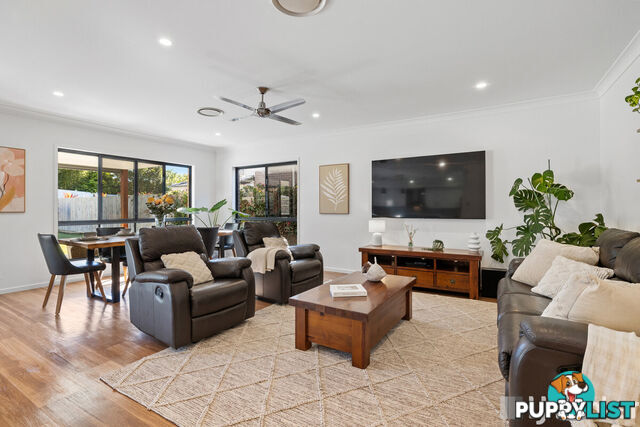 31 Highgrove Street THORNLANDS QLD 4164