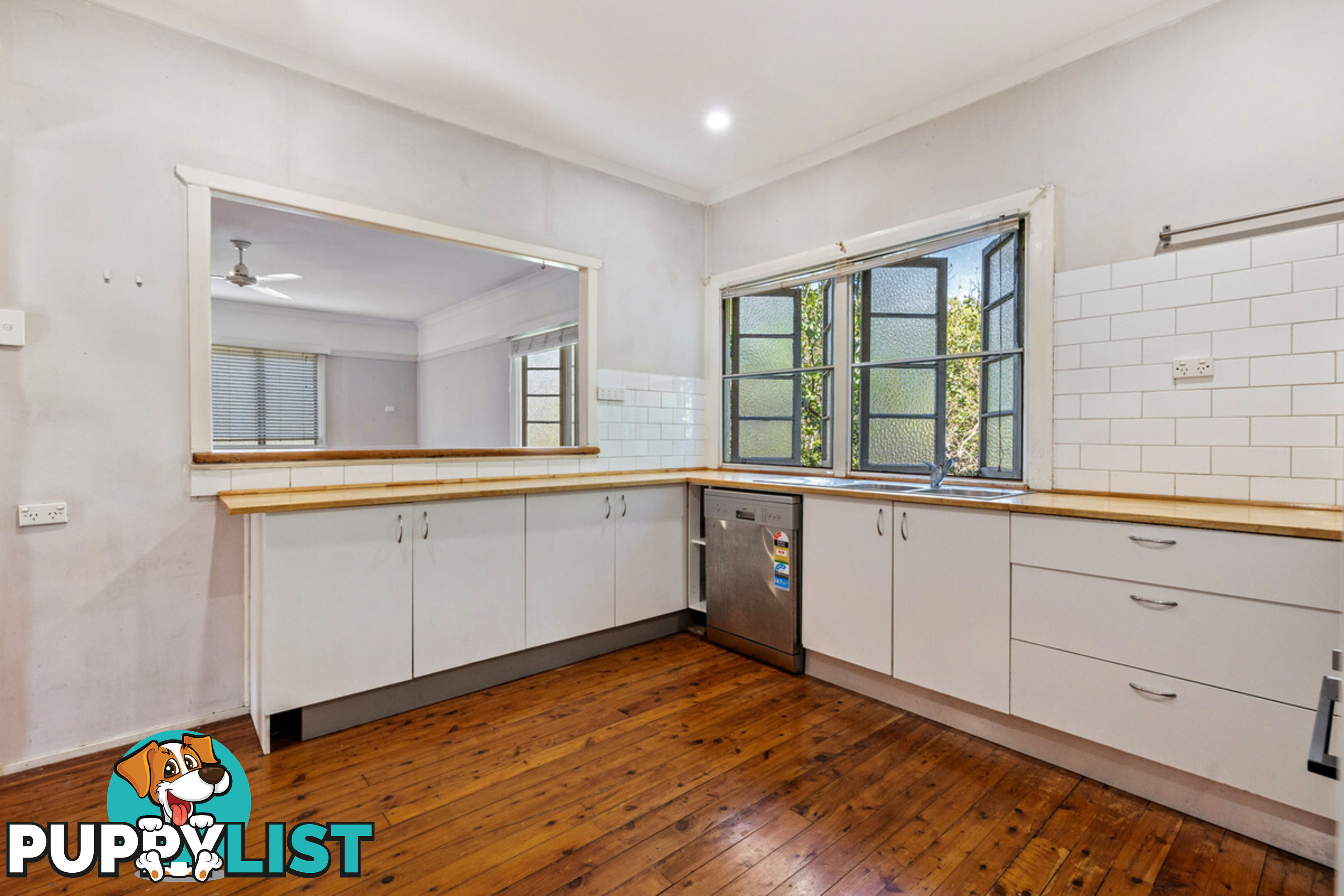 57 Gladstone Street COORPAROO QLD 4151