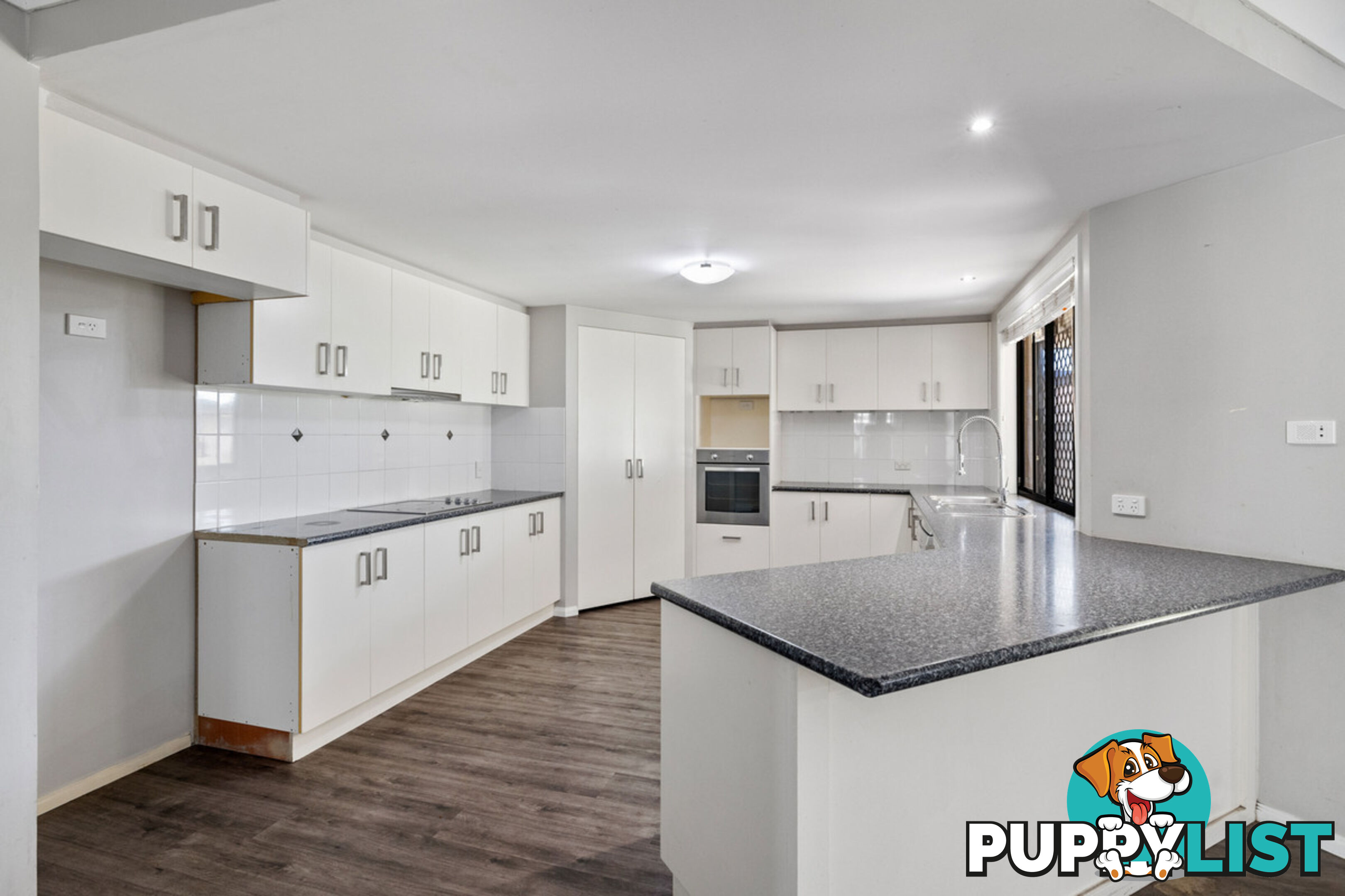 2 River Gum Close THORNLANDS QLD 4164