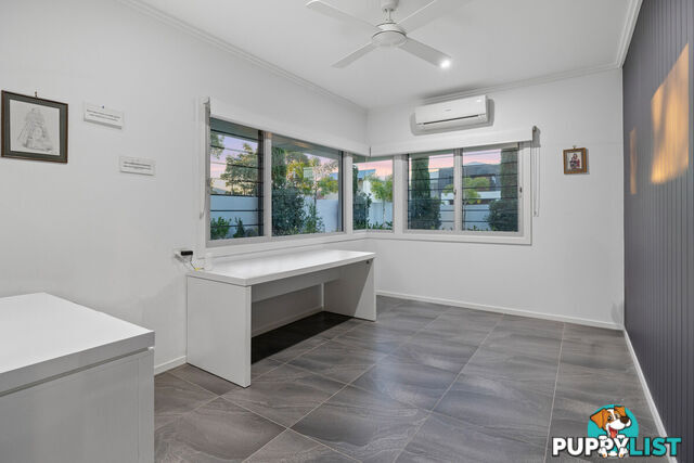 15 Nadine Crescent THORNLANDS QLD 4164