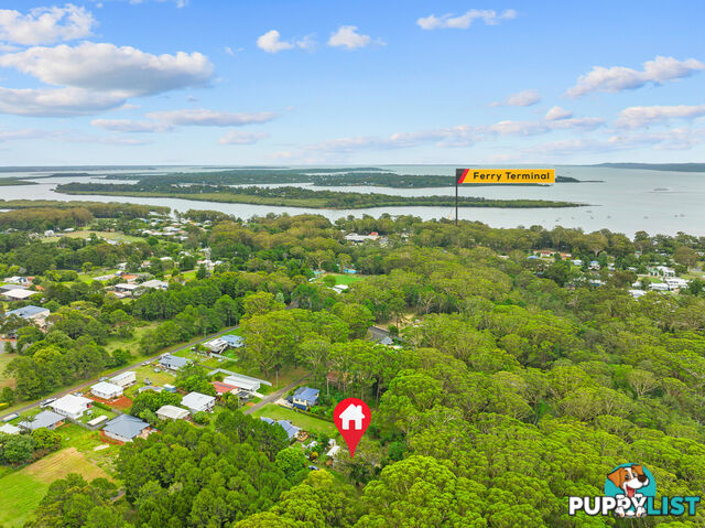 19 Jiwali Street RUSSELL ISLAND QLD 4184