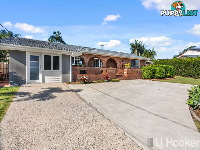 1 Lake View Drive THORNLANDS QLD 4164