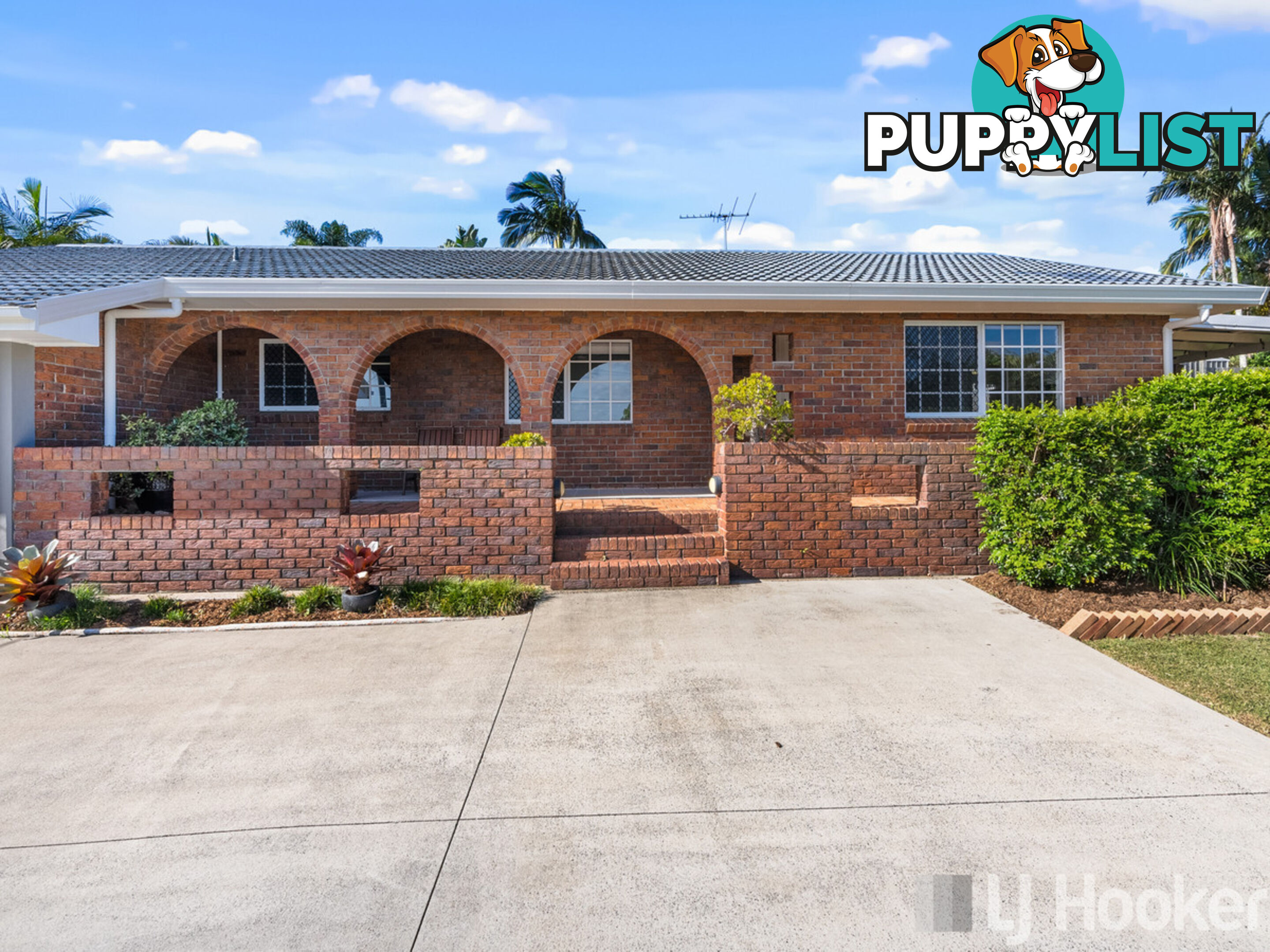 1 Lake View Drive THORNLANDS QLD 4164