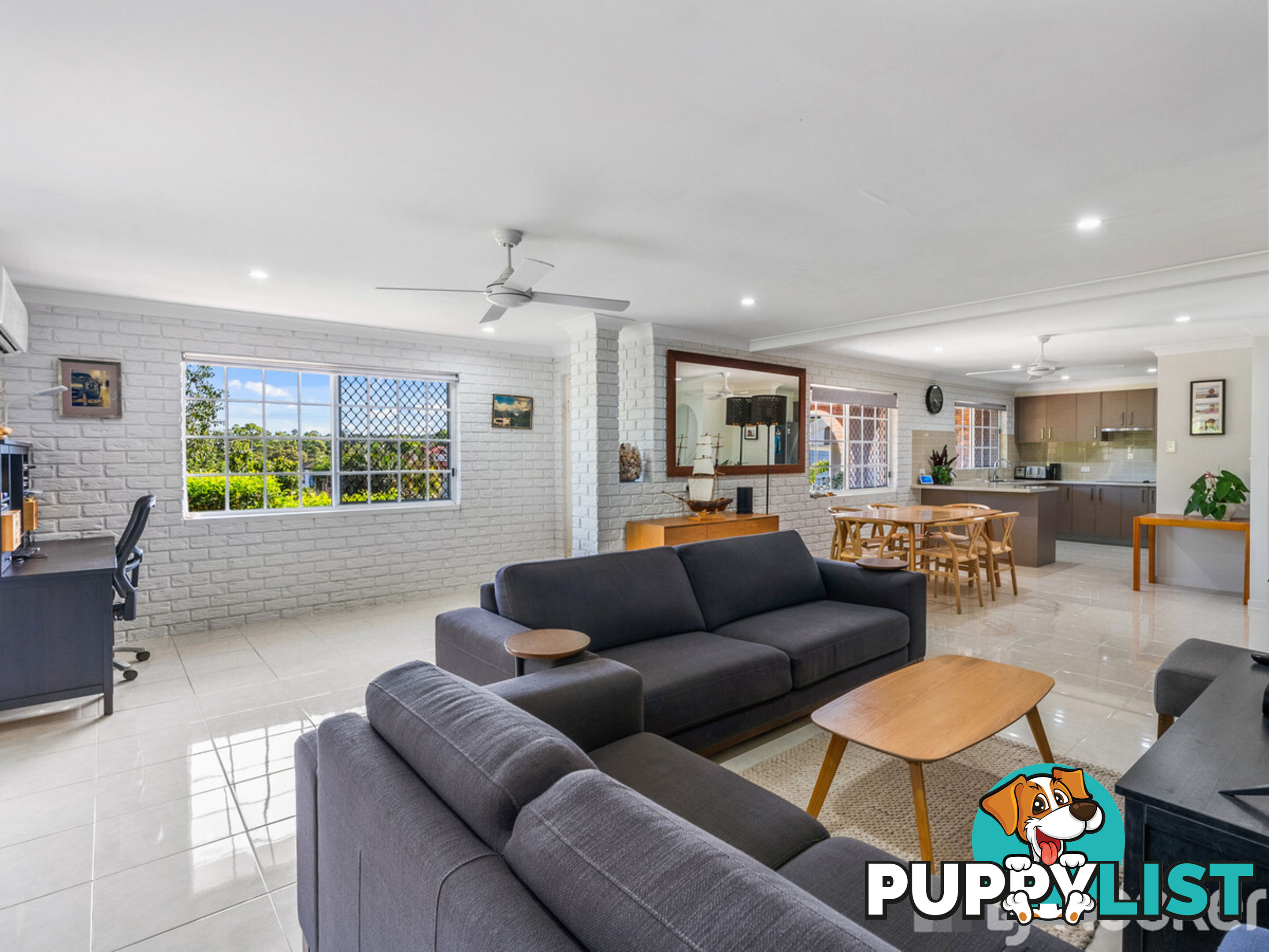 1 Lake View Drive THORNLANDS QLD 4164