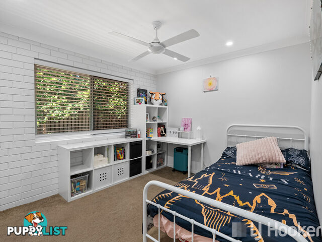 1 Lake View Drive THORNLANDS QLD 4164