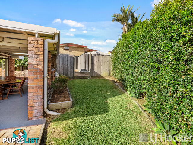 1 Lake View Drive THORNLANDS QLD 4164