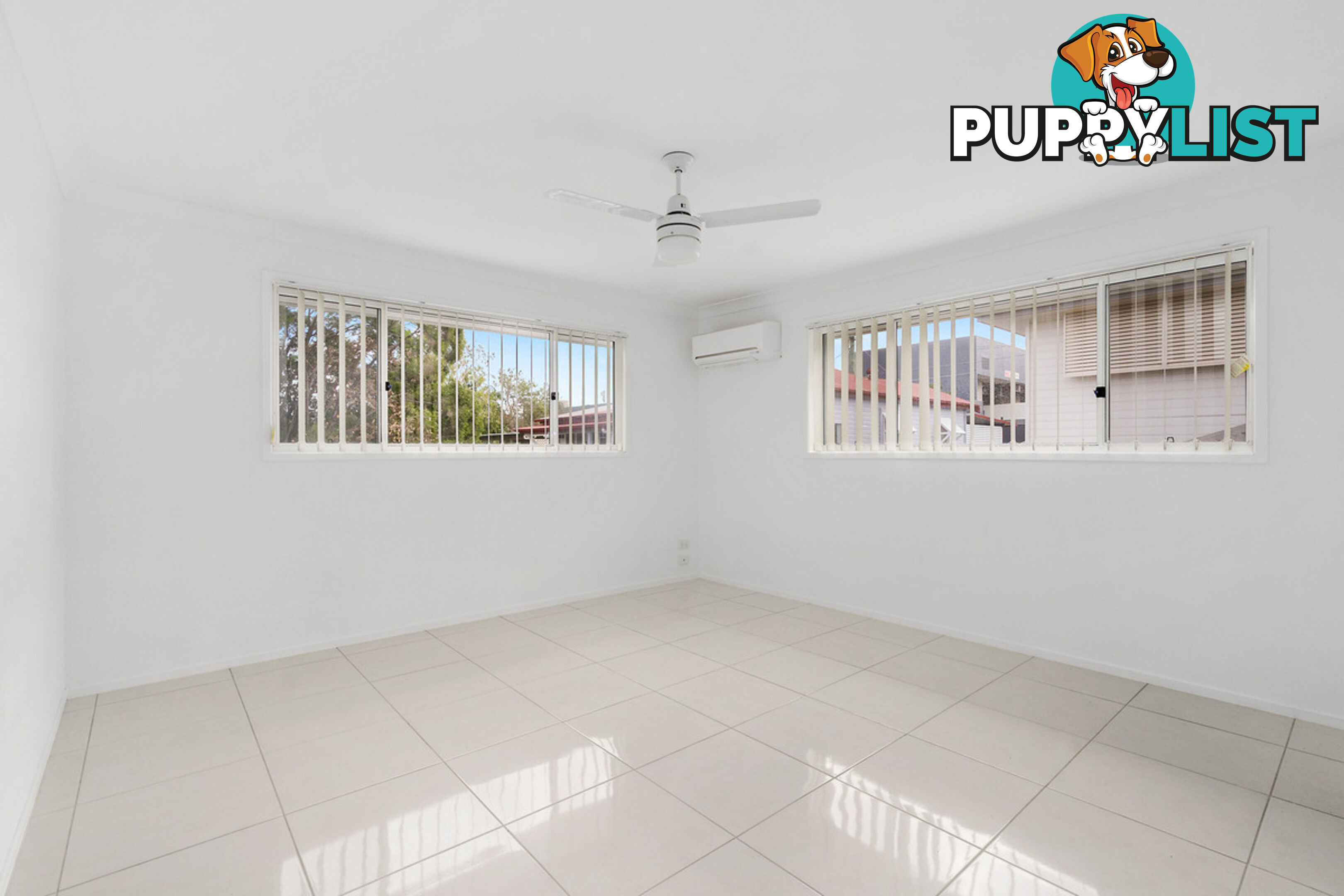 19 Plimsoll Street GREENSLOPES QLD 4120