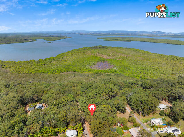 31 Forest Hill Road RUSSELL ISLAND QLD 4184