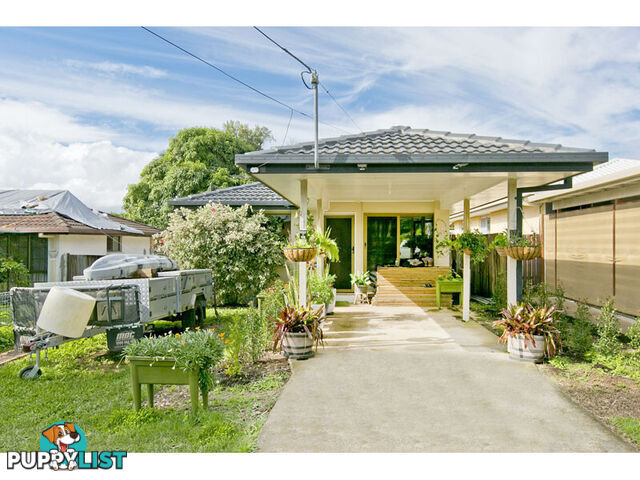 9 Michael Street REDLAND BAY QLD 4165